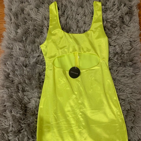 Dresses & Skirts - Neon cut out dress